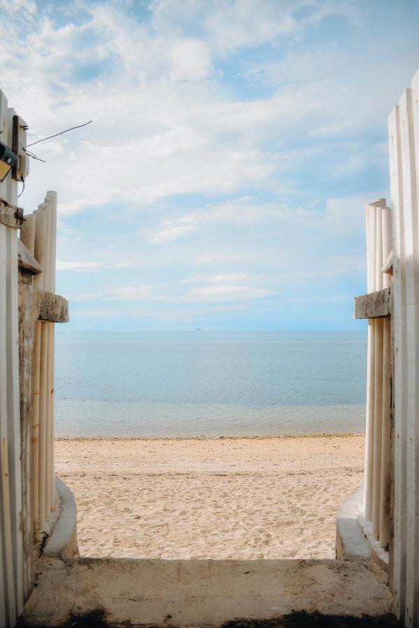 Suba Beach Nipa Huts Apartment Daanbantayan Exterior photo