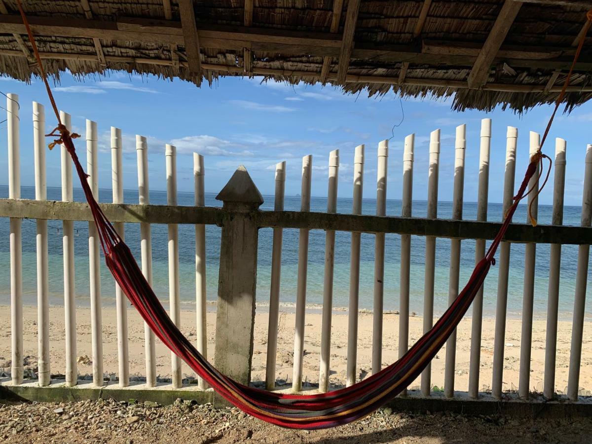 Suba Beach Nipa Huts Apartment Daanbantayan Exterior photo