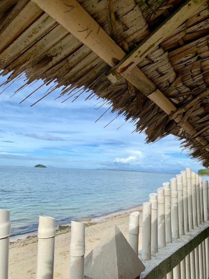 Suba Beach Nipa Huts Apartment Daanbantayan Exterior photo